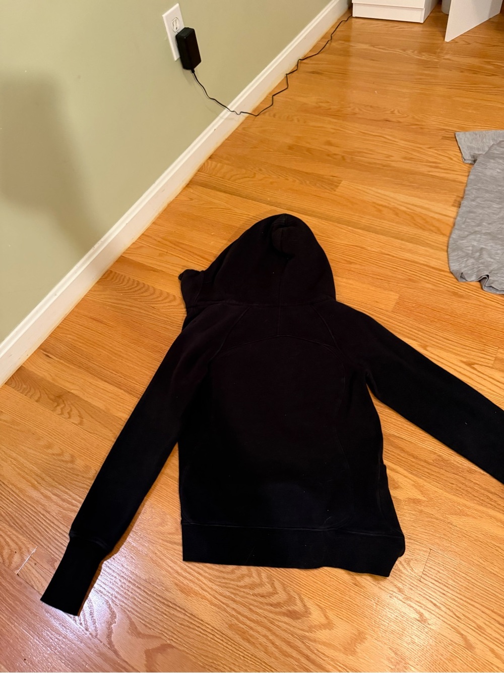 lululemon athletica Black Full-Zip Hooded Jacket - Picture 5 of 5